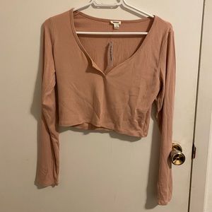 Garage cropped long sleeve